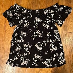 Charming Charlie Off-Shoulder Ribbed Floral Tee